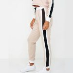 Women cheap fashion trend side stripe panel crop top tracksuits - Image 3